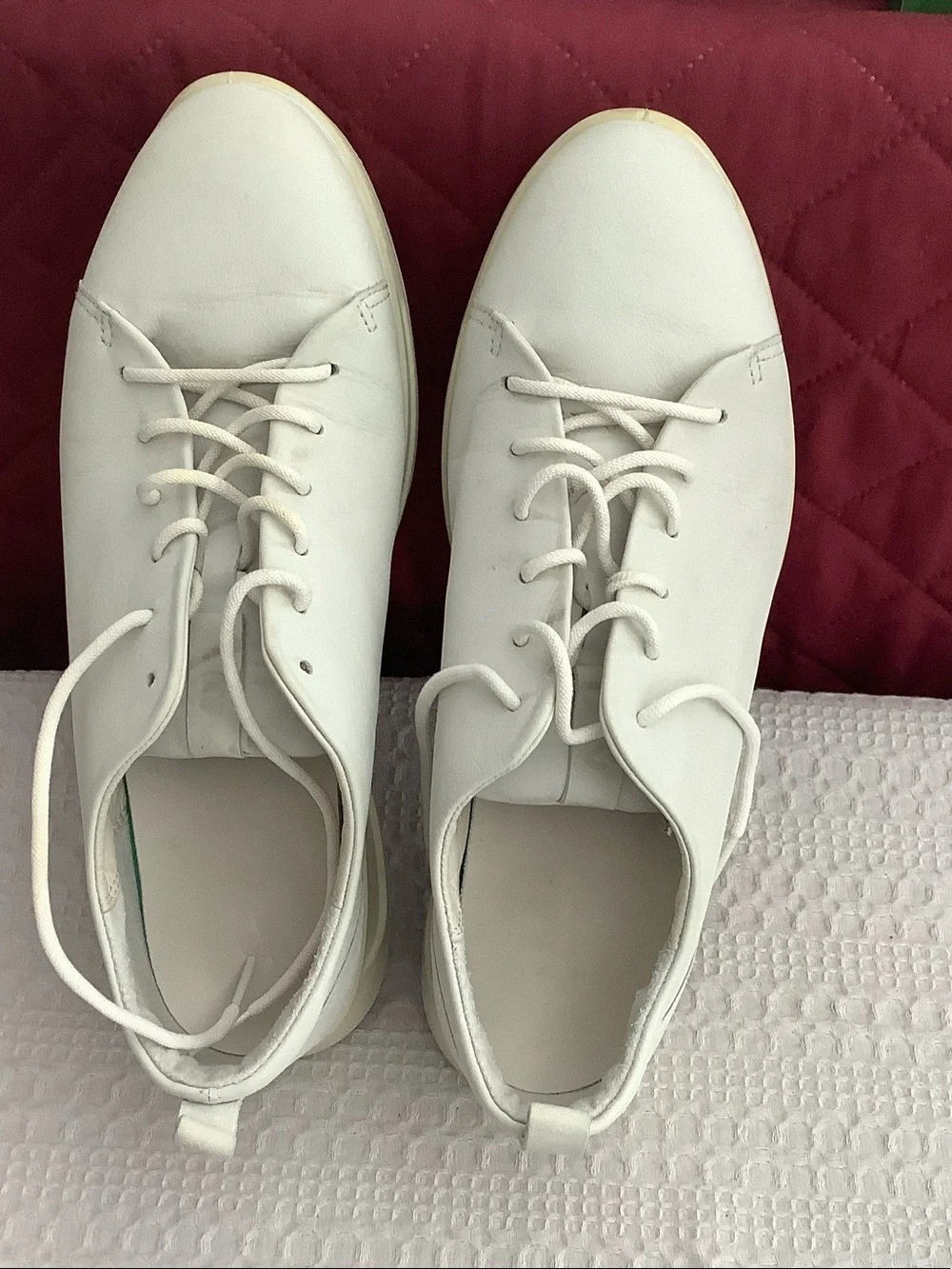 Ecco Women's White Leather Lace-Up Athletic Sneakers